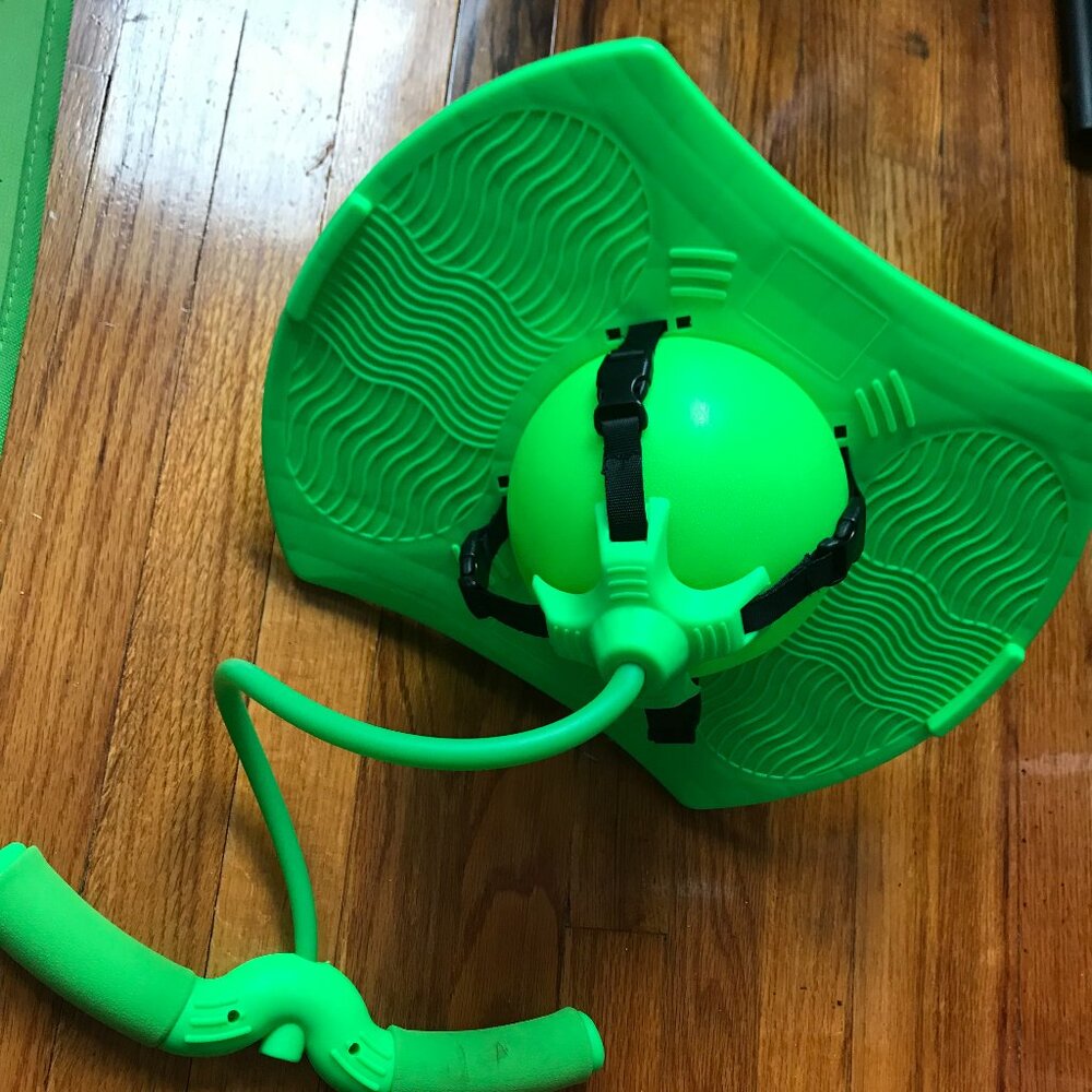 Pogo Ball for Kids, Jump Trick Bounce Board with Pump Perfect Air Kicks Toys Max